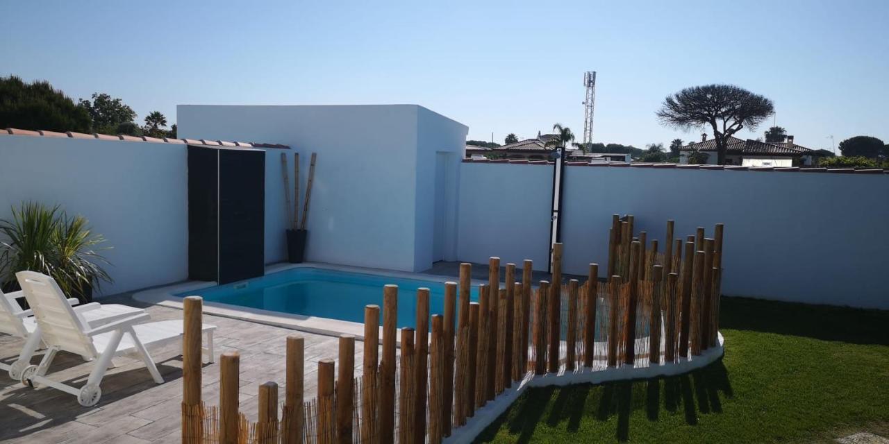 Palapa Beach , Chalet Con Piscina Privada Y Muy Cerca Del Mar Villa Chiclana de la Frontera Luaran gambar