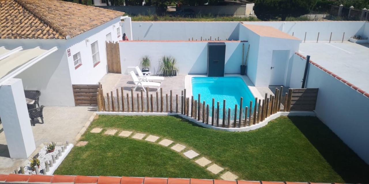 Palapa Beach , Chalet Con Piscina Privada Y Muy Cerca Del Mar Villa Chiclana de la Frontera Luaran gambar